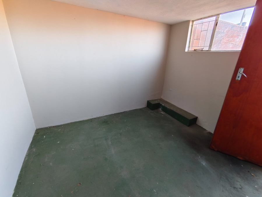 To Let 2 Bedroom Property for Rent in Langenhovenpark Free State